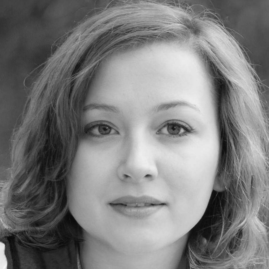 Portrait of Luckyvibeworld instructor Petra Vanlith